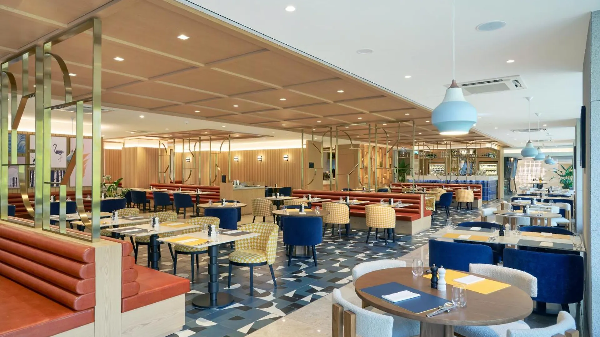 Отель Voco Seoul Myeongdong By Ihg 4*,