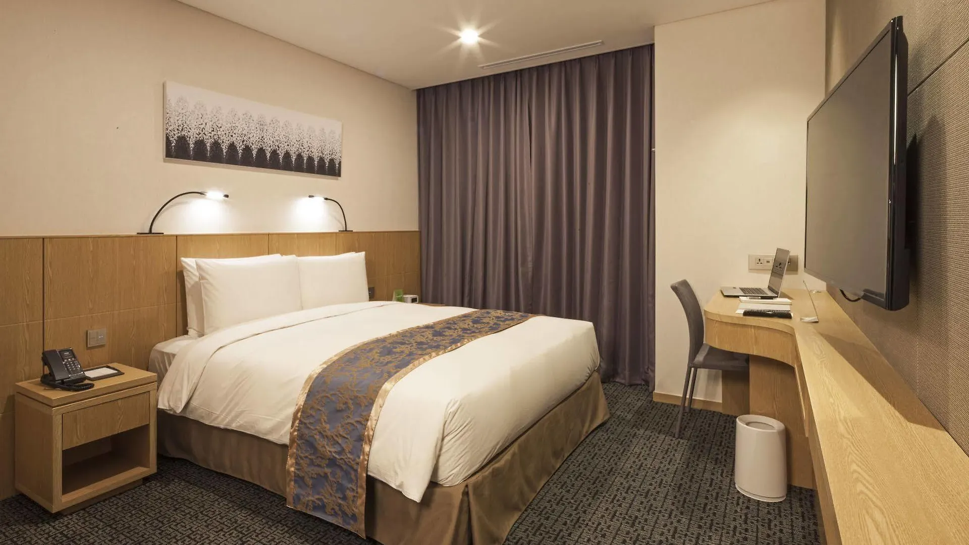 Отель Voco Seoul Myeongdong By Ihg