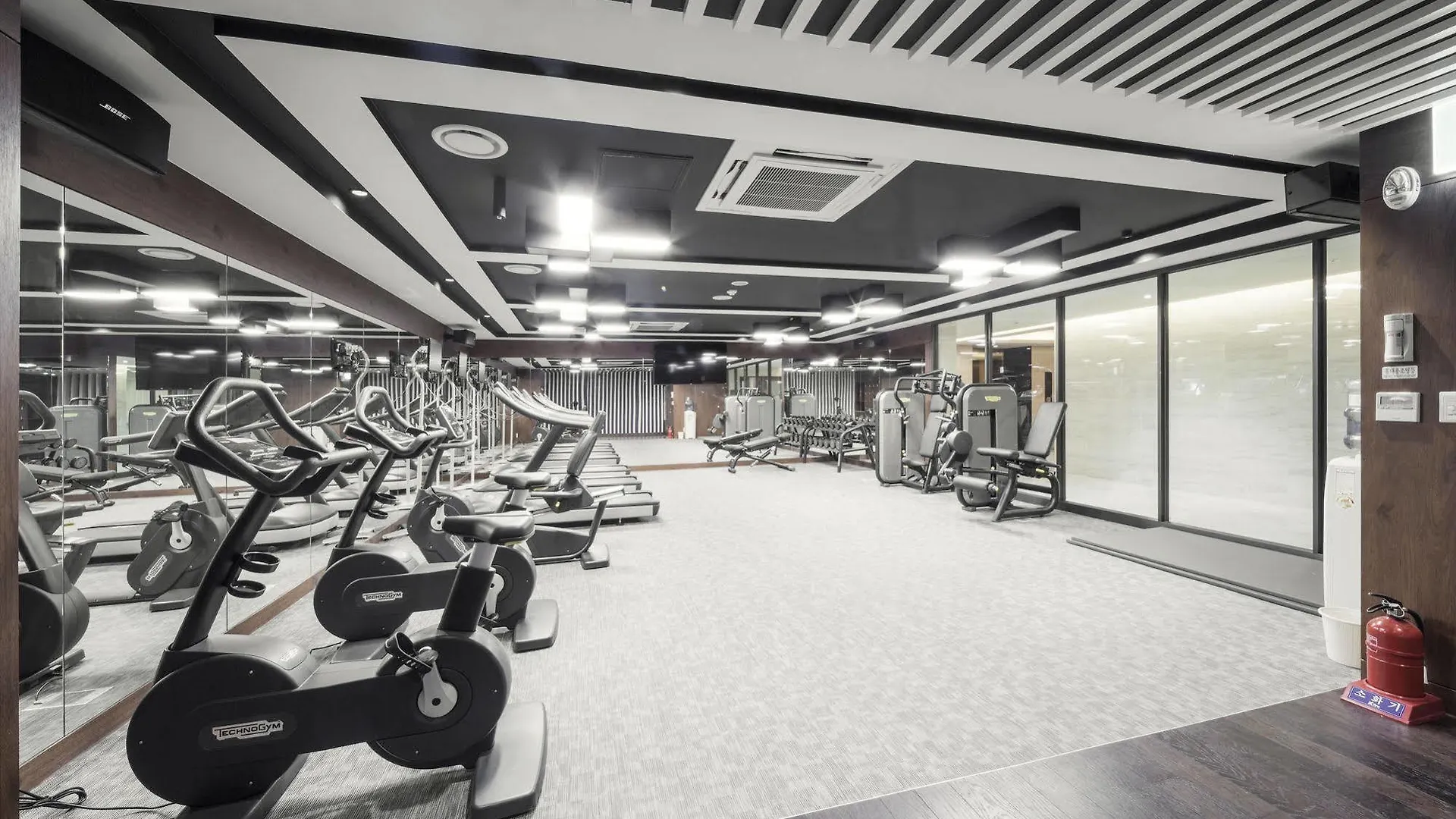 Отель Voco Seoul Myeongdong By Ihg
