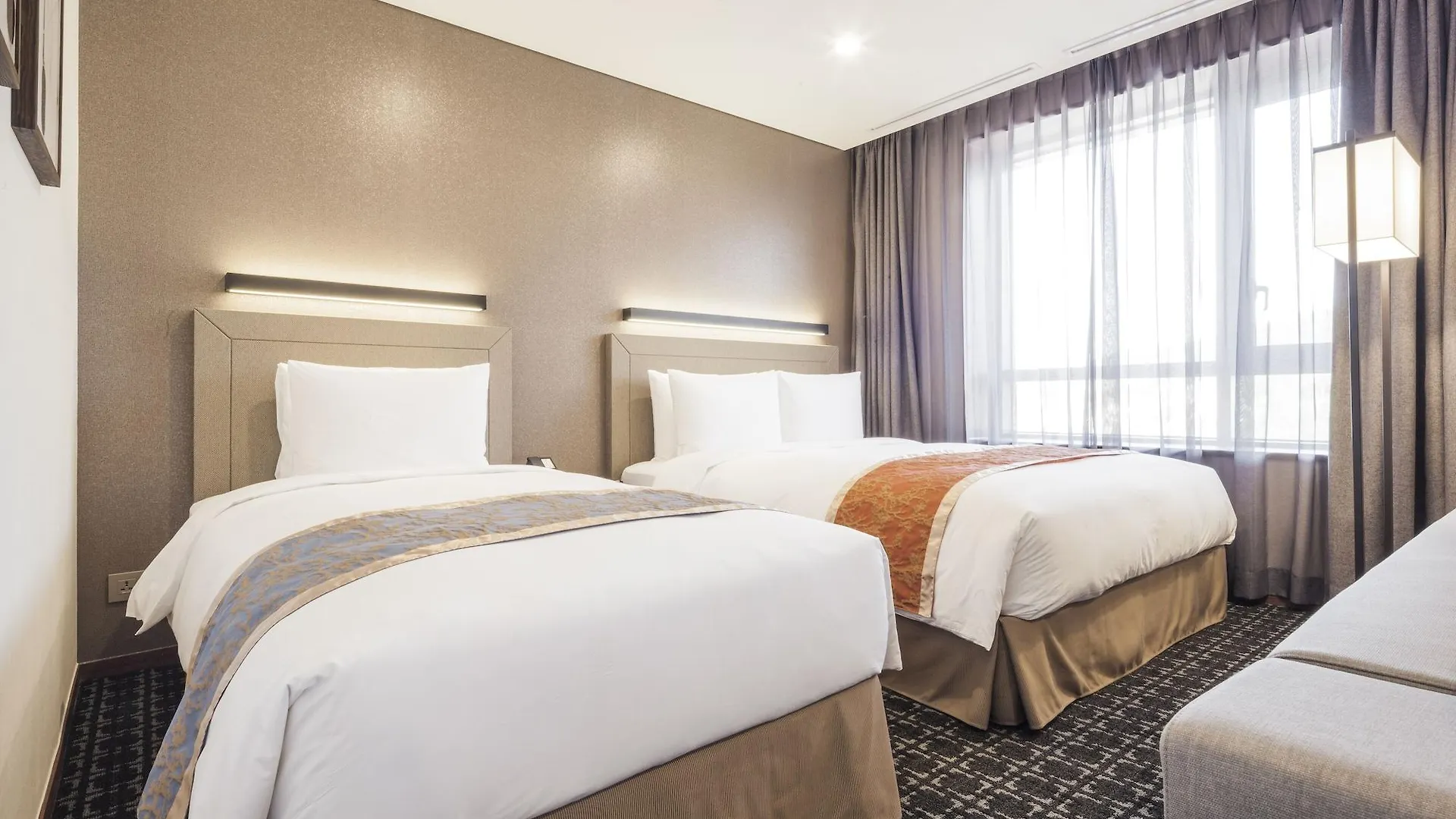 Voco Seoul Myeongdong By Ihg Hotel